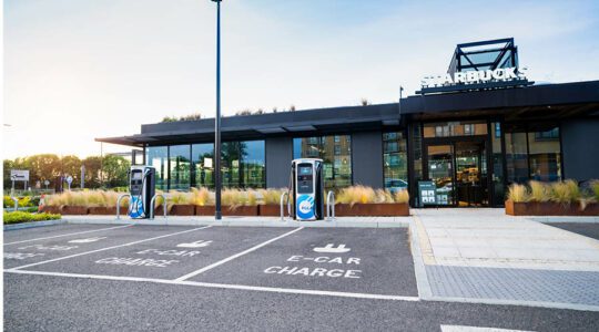 Top 8 EV-Charging Considerations for Retail / Restaurant / Hospitality